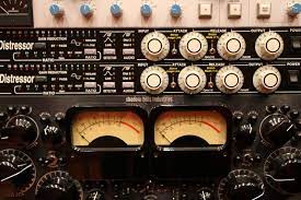 Online dj mixer tools, hip hop beat maker, online music maker. Music Mixing Online The Mix Factory For All Your Sonic Needs The Mix Factory Prlog