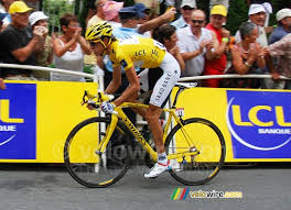 Saxo bank was the name of the cyclingteam in 2010. Andy Schleck Team Saxo Bank Photographs Velowire Com Photos Videos Actualites Cyclisme