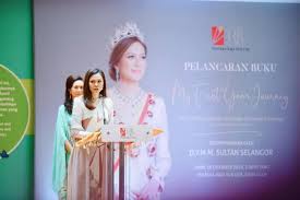 Of johor, sultan of dreams, sultan of pahang, dec 13 public holiday in selangor free malaysia today via www.freemalaysiatoday.com. Pelancaran Buku Perjalanan Hidup Dymm Tengku Permaisuri Selangor Tengku Permaisuri Norashikin