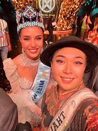 ทางหาร พม่าน่าจะทำเรื่องส่งตัวผู้ร้ายข้ามแดนมาเวลานร้  ทางแกรนด์เลยต้องส่งต่อ เธอ ไปลี้ภัยประเทศอื่น ณเวลานี้ ประเทศไทย  ที่มีประชาธิปไตที่ดีที่สุดในโลก ก็ไม่ปลอดภัยสำหรับเธออีกต่อไปแล้วหละคะ  บาทความจาก แกรนด์ 👇🏻👇🏻👇🏻 Urgent attention and seeking ...