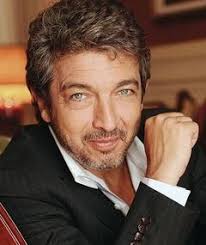 El intérprete, hijo de ricardo darín y pareja de úrsula corberó, se confiesa: Ricardo Darin Movies Bio And Lists On Mubi