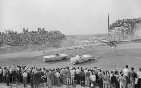 With an engine built to run for one race only and capable of reaching 200 mph, a nascar race car is among the fastest and best engineered cars. 10 Fastest Modern Nascar Race Tracks