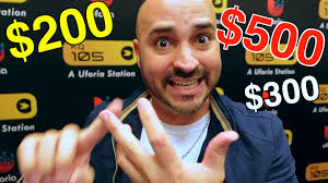 💰Por ahí viene el día de Las Madres💰 Alex Díaz regala dinero... "Si es mi  Mama... tiene que ser buena” Goya Puerto Rico.