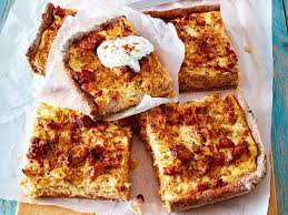 Szegediner Mettkuchen Vom Blech Rezept Lecker In 2020 Rezepte Lecker Geburtstagsessen Rezepte