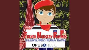 Cinq jeunes comédiens arrivent pour monter un spectacle sur le petit chaperon rouge. Promenons Nous Dans Les Bois Youtube