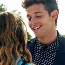 ᴀ ᴇsᴄᴏɴᴅɪᴅᴀs ʀᴜɢɢᴀʀᴏʟ Once Peliculas De Disney Fotos De Soy Luna Karol Sevilla Y Ruggero