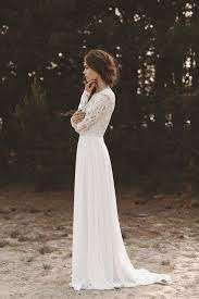 Fall Weddings 101 Inspiration More Ivory Beau Vintage Wedding Dress Boho Wedding Dresses Wedding Dress Long Sleeve