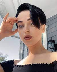 Maybe you would like to learn more about one of these? Androgynous Haircuts 25 Edgy Looks That You Should Try
