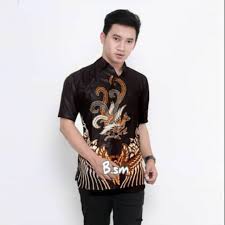 Siapa yang tak kenal batik atau yang tak pernah menggunakannya? Kemeja Batik Pria Motif Burung Lengan Pendek Batik Pekalongan Shopee Indonesia