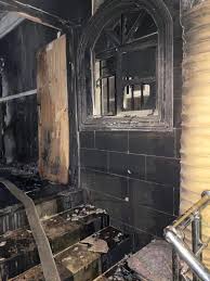 Kredit umožní i stahování neomezenou. Sunday Igboho House On Fire Sunday Igboho S Ibadan House Reportedly Set On Fire At The Expiration Of The Annabergit