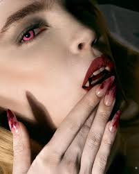 LUCY 🗡️🧛‍♀️🗡️