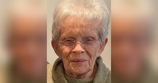 Beverly Gottfried's Instagram, Twitter & Facebook