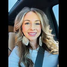 Morgan Moon's Instagram, Twitter & Facebook