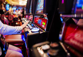 For what reason Should You Play Online Slots? 