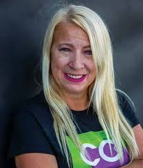 Tina Maples's Instagram, Twitter & Facebook