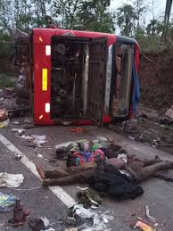 An accident on a busy highway in ghana's western region claimed 34 lives while several other passengers were reported injured, according to local news. Kintampo Scores Burnt Alive In Fatal Accident Photos Otec 102 9 Fm