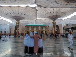 Tersedia umroh murah mulai 18 jutaan, umroh plus wisata, promo, dll. Visa Pelancong Saudi Mudahkan Wanita Tanpa Mahram Tunai Umrah Tripfez Blog