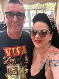 A small Bender reunion at Aubrees. (With Jim James P Elliott, his lady  friend Debra, Letitia Kunselman, Terri Burdick, Bob Elliott, RoseMarie Voss  and Jon P Frazier