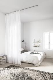 Kleuren hebben dus een belangrijk invloed op de ruimtelijk. Kleine Ruimte Mooi Ingericht 5 Inspiratietips Karwei Slaapkamer Interieur Slaapkamerideeen Slaapkamer Inrichten