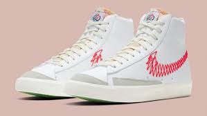 A kínálat mindennap több ezer új minőségi képpel bővül. Streetwear Fashion Footwear And Beauty News For Women Floral Nike Air Max 90 Jasmine Flower Shop