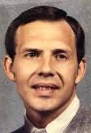 Kurt Beach's Instagram, Twitter & Facebook