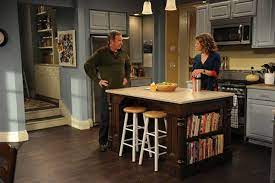 'last man standing' returns tonight! 18 Last Man Standing Kitchen Paint Colors