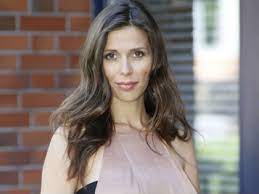 Nem csak radics gigi álma vált valóra, más ismert nők is boldogok, hogy 25 éves koruk előtt szültek. Megszuletett Szekeres Nora Kisfia Nlc