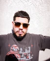 Michael Rashad's Instagram, Twitter & Facebook