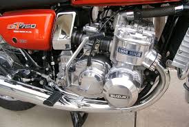 The Kneeslider Suzuki Motorcycle Suzuki Bikes Suzuki Cafe Racer