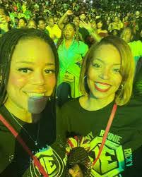 Monique Hines's Instagram, Twitter & Facebook