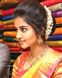 Recent Clicks Of Anupama At A Store Opening Anupamaparameswaran Tamilglitz Soft Beauty Actresses Actress Photos