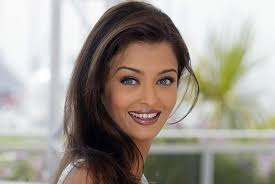 Tagli Capelli Donne Con Viso Tondo Aishwarya Rai Bachchan Più Vivi