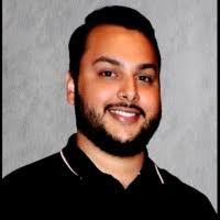 Aaron Mari's Instagram, Twitter & Facebook