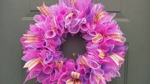I just love how easy this wreath is and. Spring Deco Mesh Wreath Dollar Tree Diy Youtube
