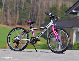 Kinderfahrrader Test 2019 11 Modelle Mit 20 Zoll Ausprobiert Velomotion