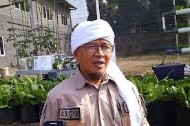 Aa gym pun memilih untuk melakukan isolasi mandiri meski hasil rapid test antibodinya non reaktif. Euci8mopu64hnm