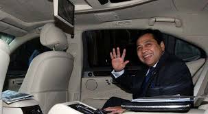 Fredrich menghitung biaya itu berdasarkan 14 kali upaya hukum yang dilakukannya, dikurangi rp 1 miliar yang sudah dibayarkan. Setya Novanto Suka Koleksi Mobil Paling Murah Rp500 Juta