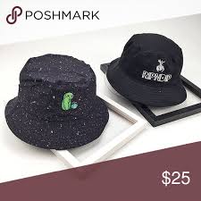 Alien Black And White Hat Riddle Reversible Space Alien Ripndip Bucket Hat Hats Space Aliens Zumiez