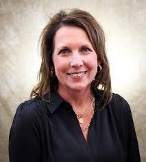 Dana Roark's Instagram, Twitter & Facebook