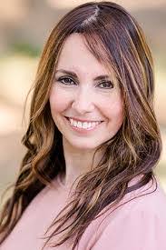 Faye Rosenberg's Instagram, Twitter & Facebook