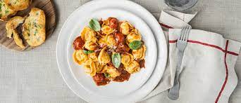 Recipes Prosciutto Cheese Tortelloni With Meat Lovers Sauce And Olive Oil Garlic Crostini Giovanni Rana Recipe Prosciutto Cheese Meat Lovers Tortelloni