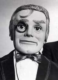 The White House appear to have cropped Starmer out of this official  photograph! For reference, Starmer is