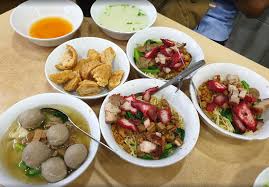 Sambal is a chili sauce or paste, typically made from a mixture of a variety of chili peppers with secondary ingredients such as shrimp paste, garlic, ginger, shallot, scallion, palm sugar, and lime juice. 15 Rekomendasi Mie Ayam Enak Di Jakarta Mantap Terjangkau