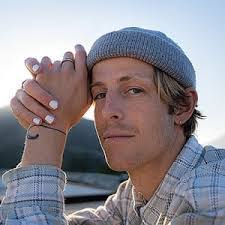 Melvin Cameron's Instagram, Twitter & Facebook