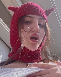 Sasha Cottrell's Instagram, Twitter & Facebook