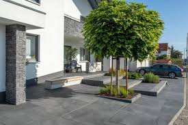 Garten Umbriano Pflaster Und Platten Fur Garten Und Haus In 2020 Modern Garden Exterior Tiles Backyard