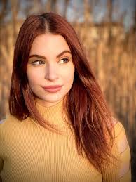 Ainsley Ross Talks About Her Sense Of Style, Love For Her Craft And More