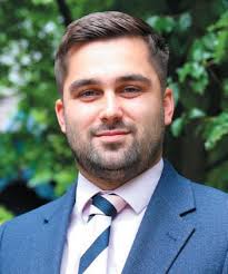 Petty Son Company Brochure by Petty Son & Prestwich