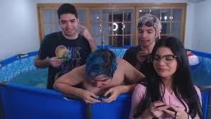 Garena free fire es un juego mobile disponible para android y ios. Yolo Mariana Calamardo Y Marco Juega Free Fire Yoloaventuras