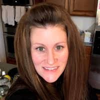 Courtney Pearce's Instagram, Twitter & Facebook